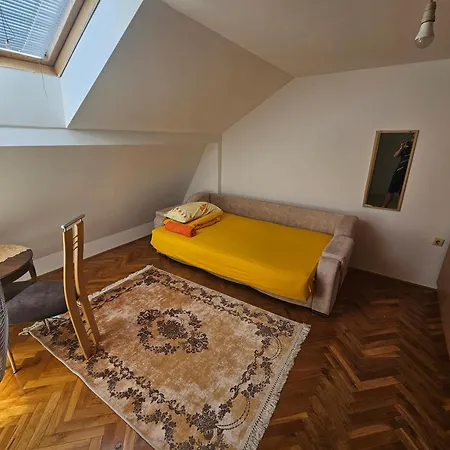 Old Bazaar Altunalem アパート *